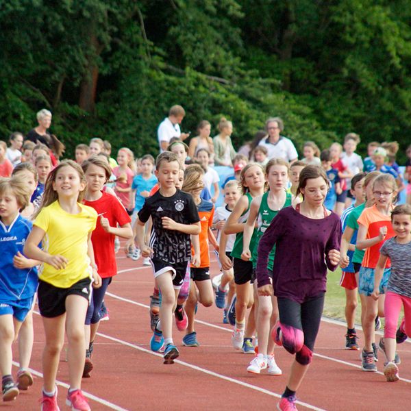 "Kinder sind laufend unterwegs" - Pliezhausen, 12. Mai 2018