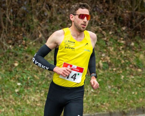 Jens Mergenthaler auf den 10 km Straße bei den BW Meisterschaften im März 2025.