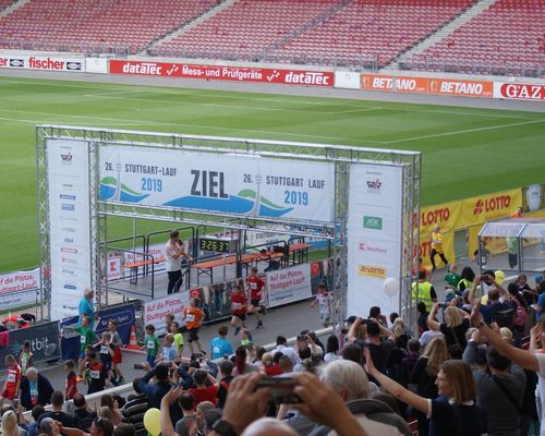 Finale von "Meine Schule: LÄUFT!" beim Stuttgart-Lauf