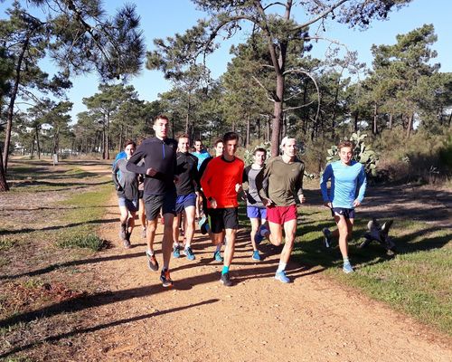 Läufer bereiten sich auf die Saison in Monte Gordo vor