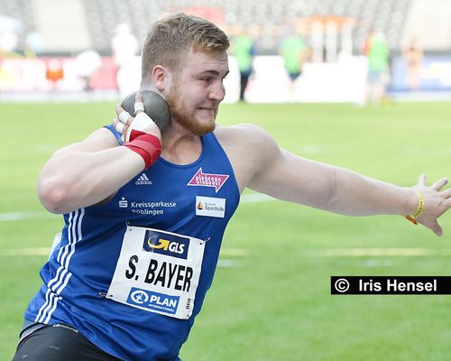 Simon Bayer überzeugte beim Kugelstoßmeeting in Rochlitz mit 19,71 Meter